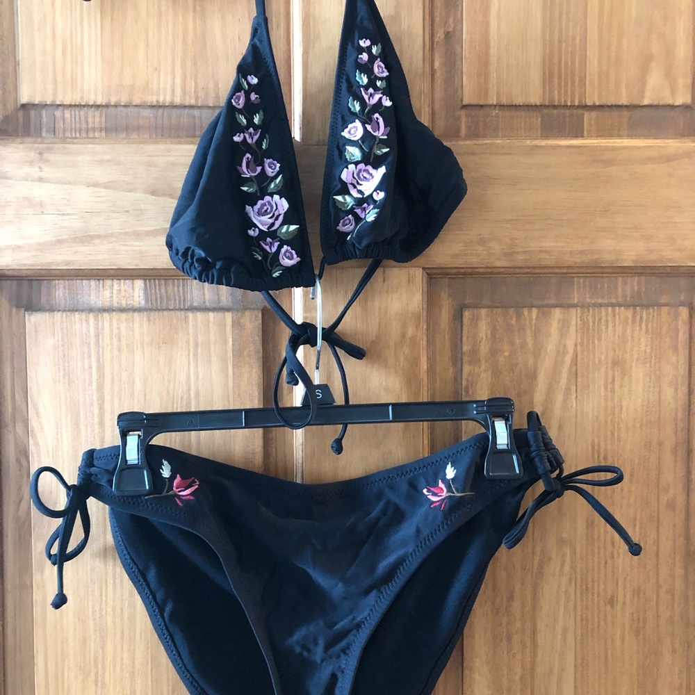 Mossimo black bikini set